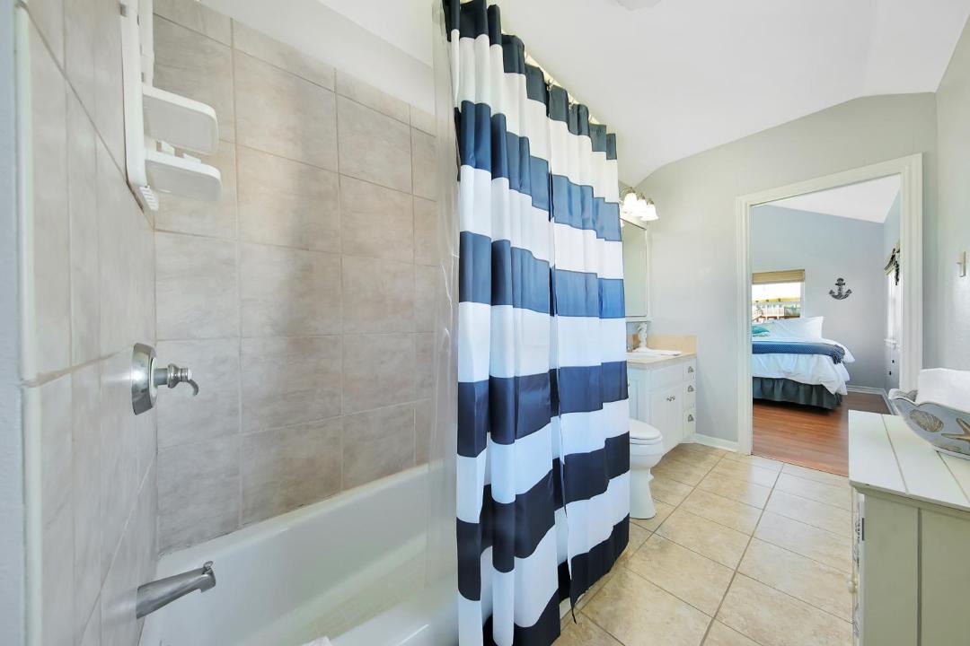 Photo of Bathroom in Crystal Beach