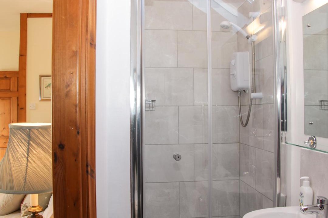 Photo of Bathroom in Bromlow