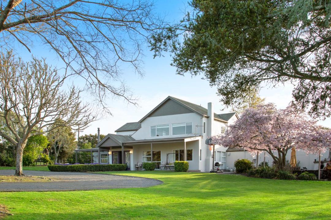 Photo of Others in Bombay