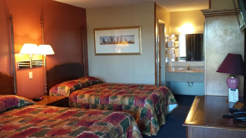 Photo of Bedroom in Flatonia