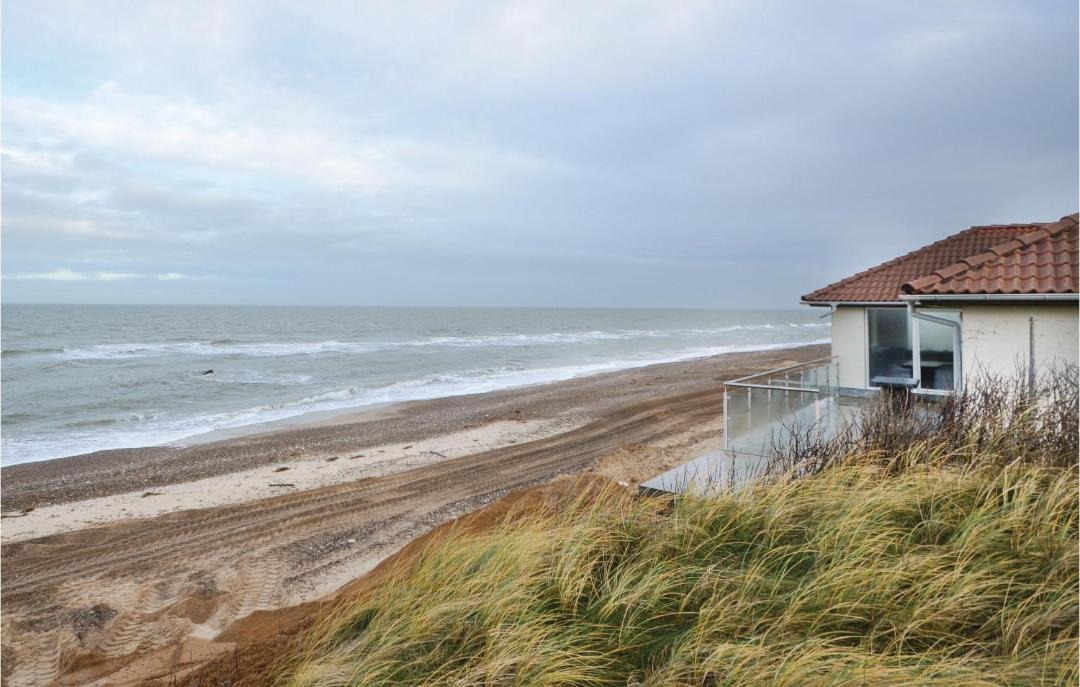 Photo of Others in Lild Strand