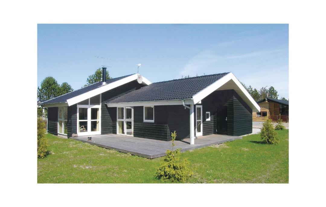 Photo of Buildings in Aalbaek
