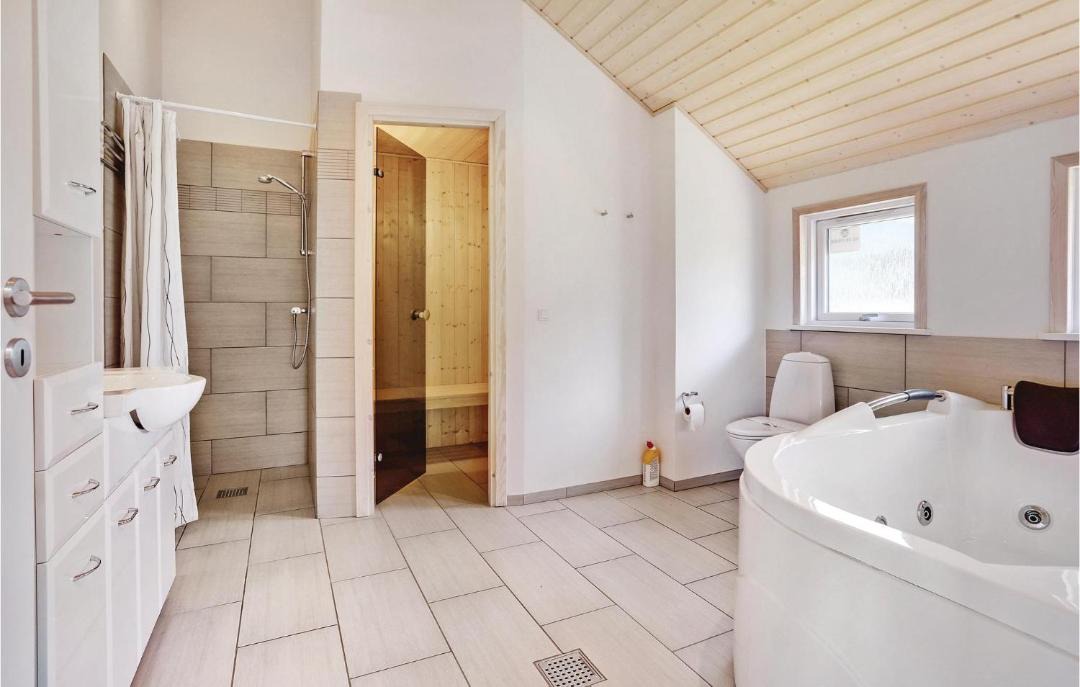 Photo of Bathroom in Nr. Lyngby