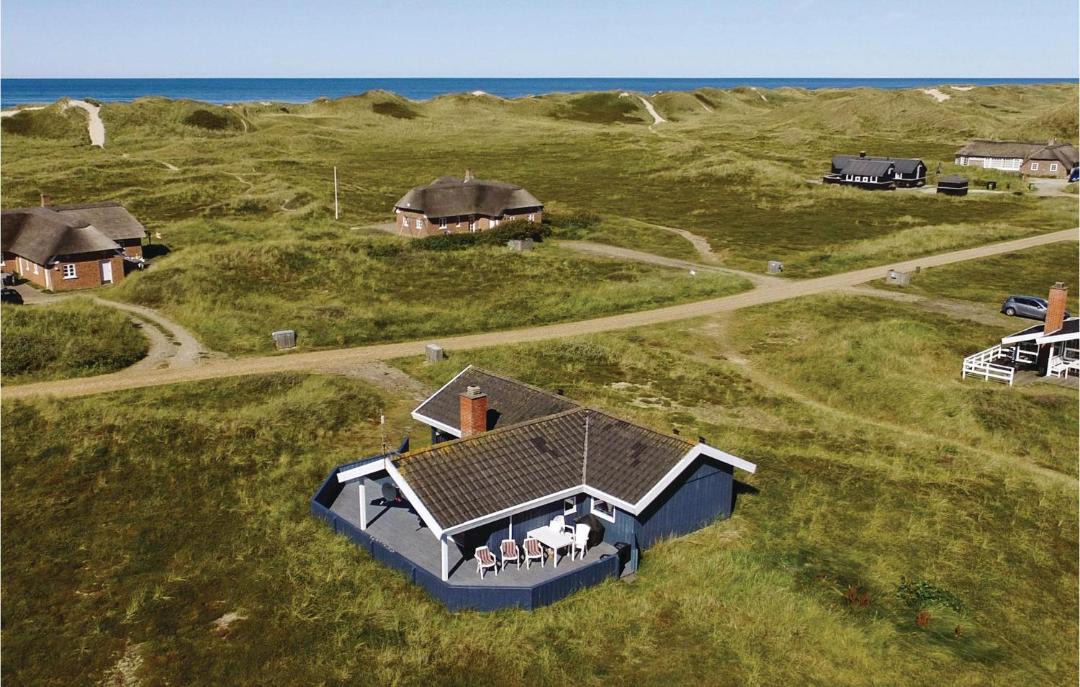 Photo of Others in Houvig Strand