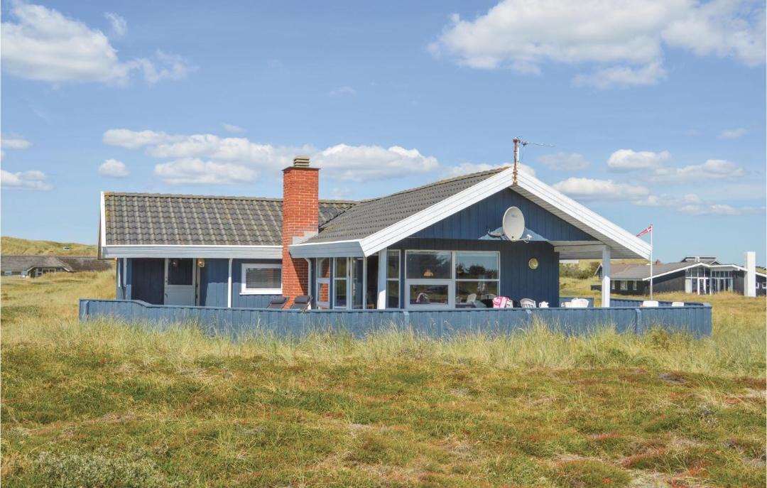 Photo of Buildings in Houvig Strand