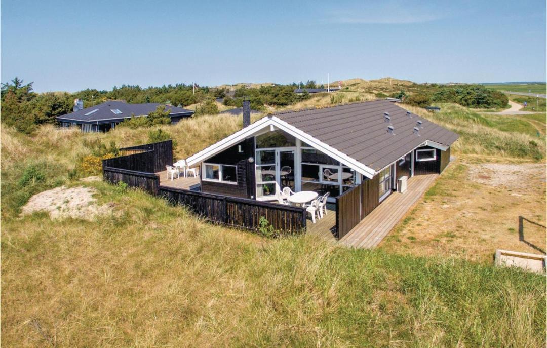 Photo of Others in Houvig Strand