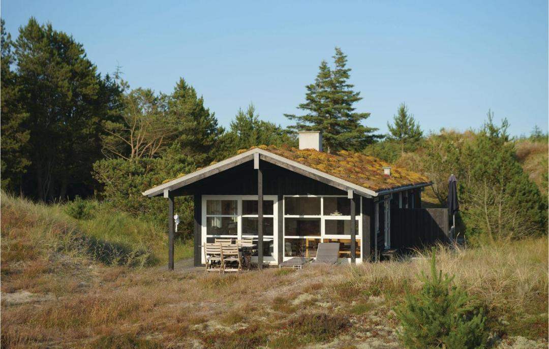 Photo of Buildings in Skram