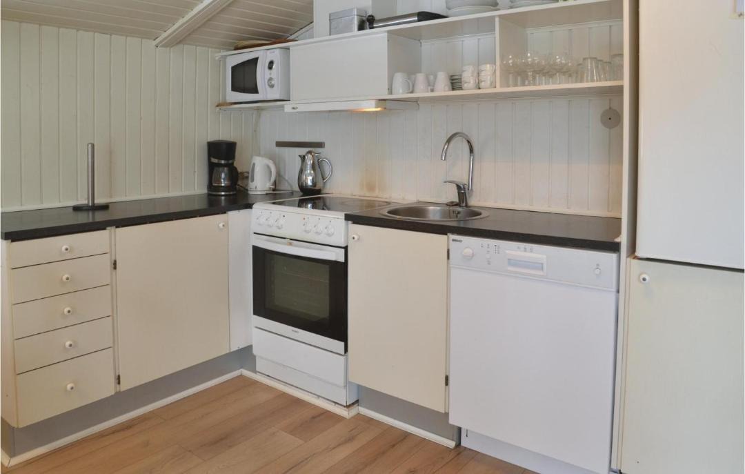Photo of Kitchen in Skygge