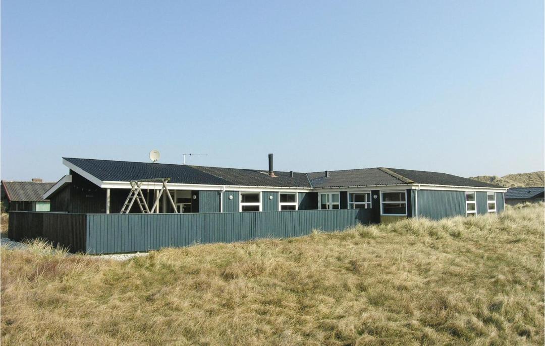 Photo of Buildings in Argab