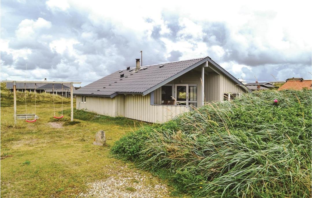 Photo of Buildings in Bjerregard Strand