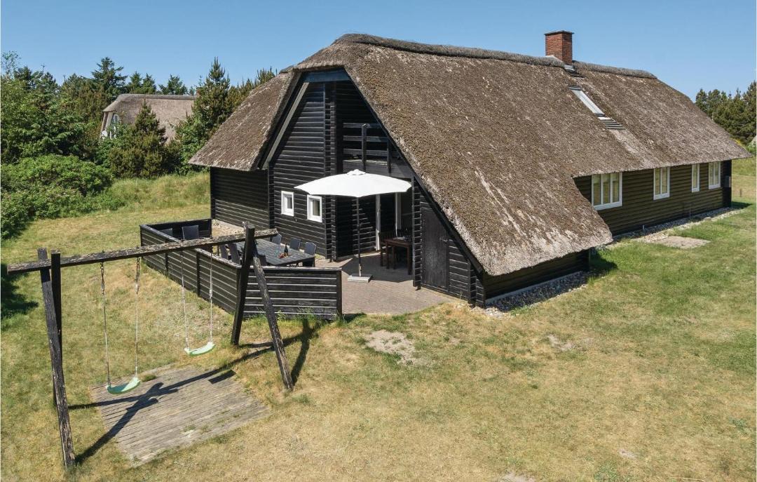 Photo of Buildings in Blavand
