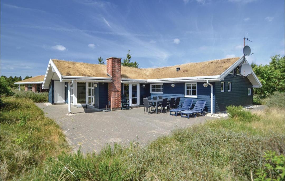 Photo of Buildings in Blavand
