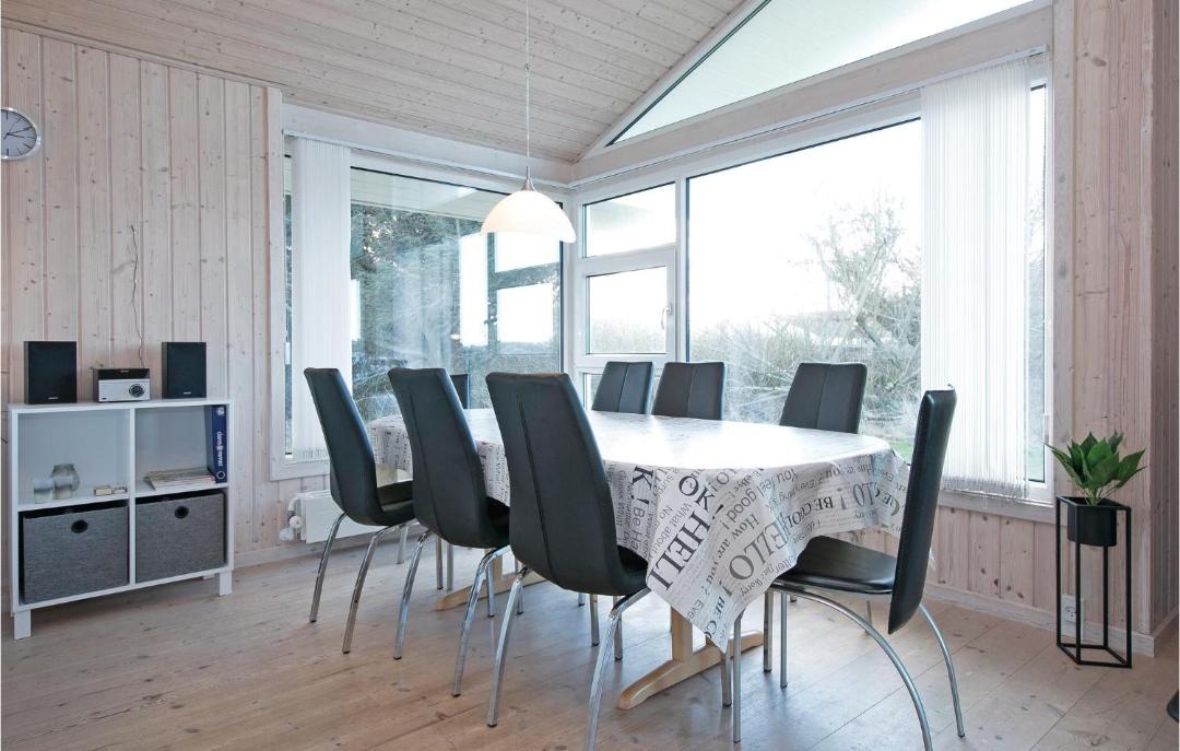 Photo of Others in Lokken