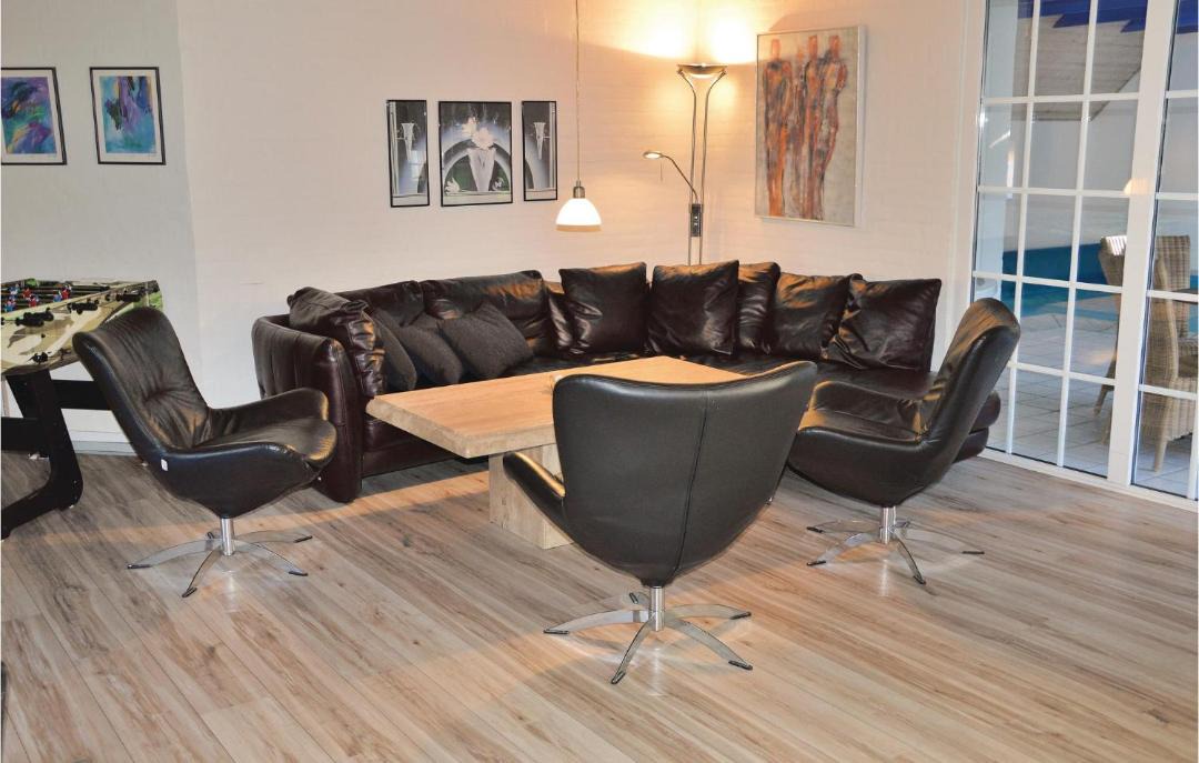 Photo of Livingroom in Husby