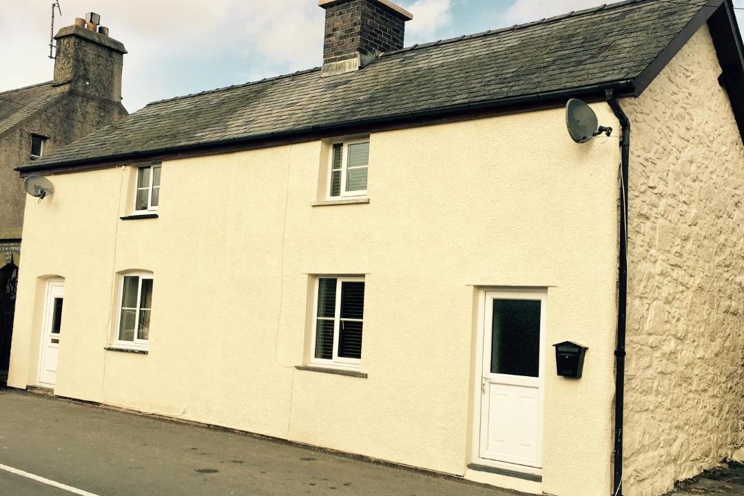 Photo of Buildings in Llanuwchllyn