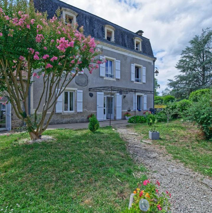 Photo of Others in Meyronne