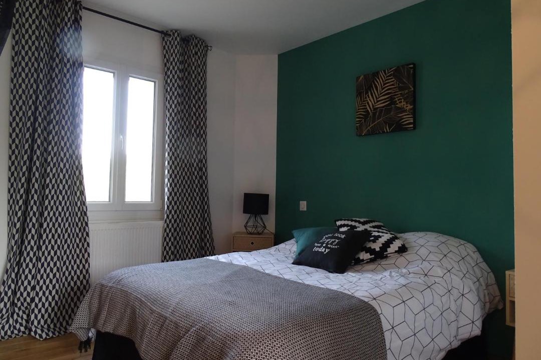 Photo of Others in Duvy