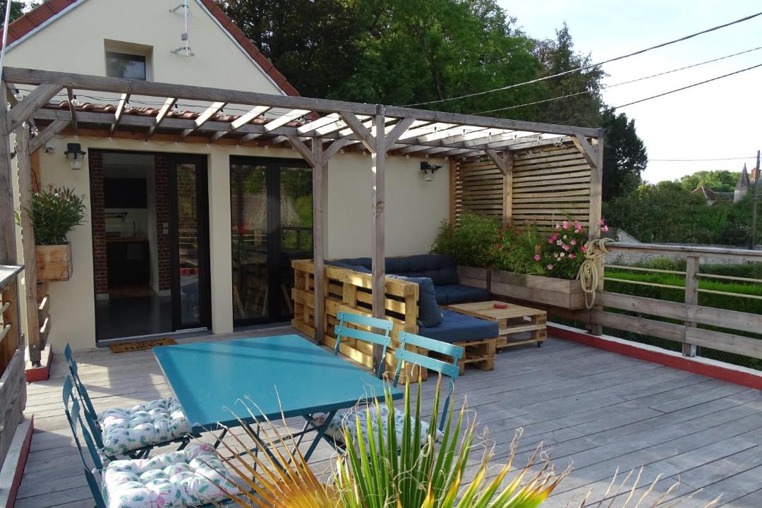 Photo of Others in Duvy