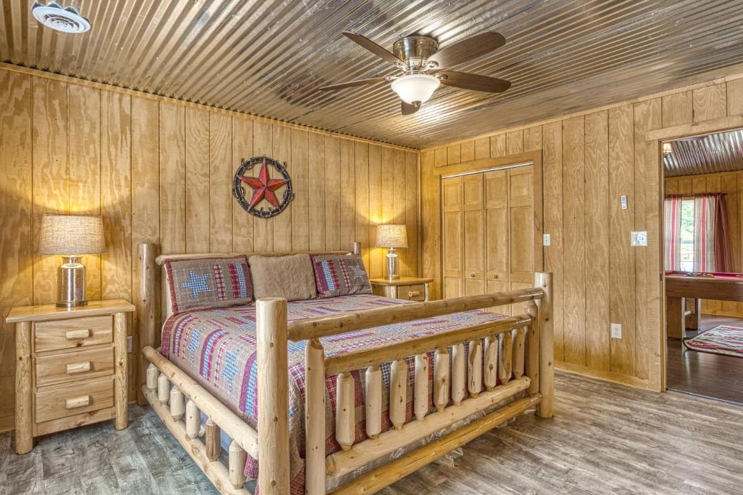 Photo of Bedroom in Sevierville