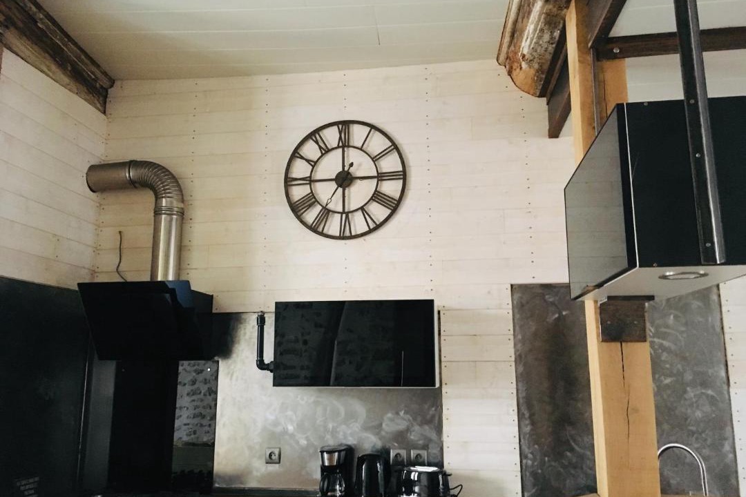 Photo of Others in Avallon