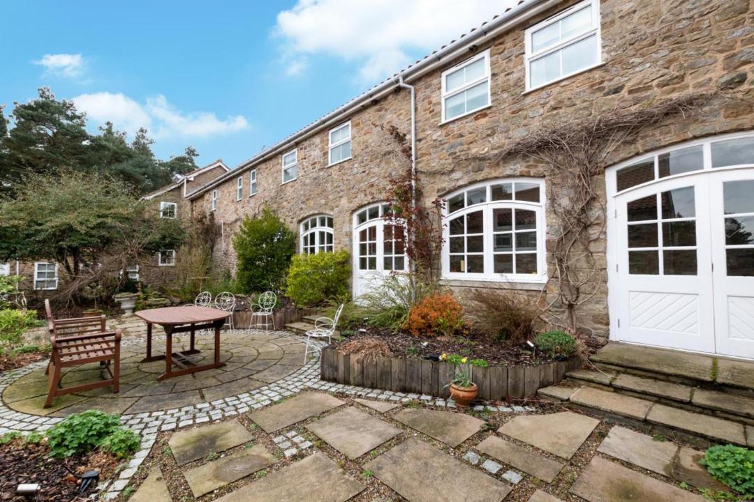 Photo of Others in Pickering