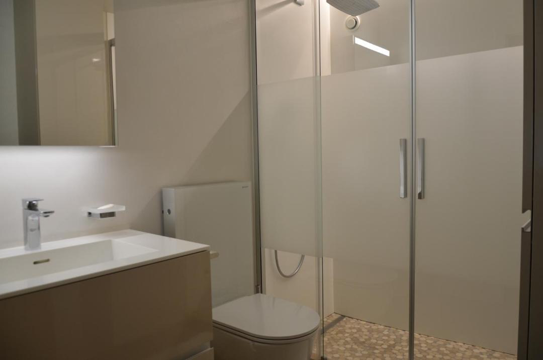 Photo of Bathroom in Vex