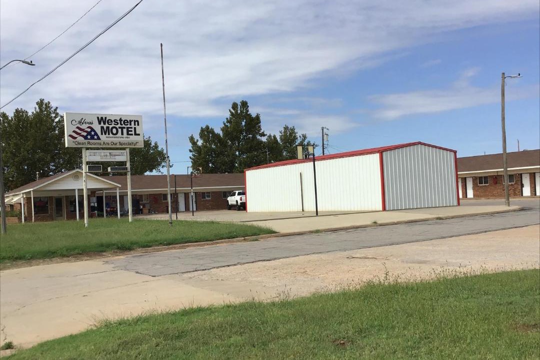 Photo of Others in Alva