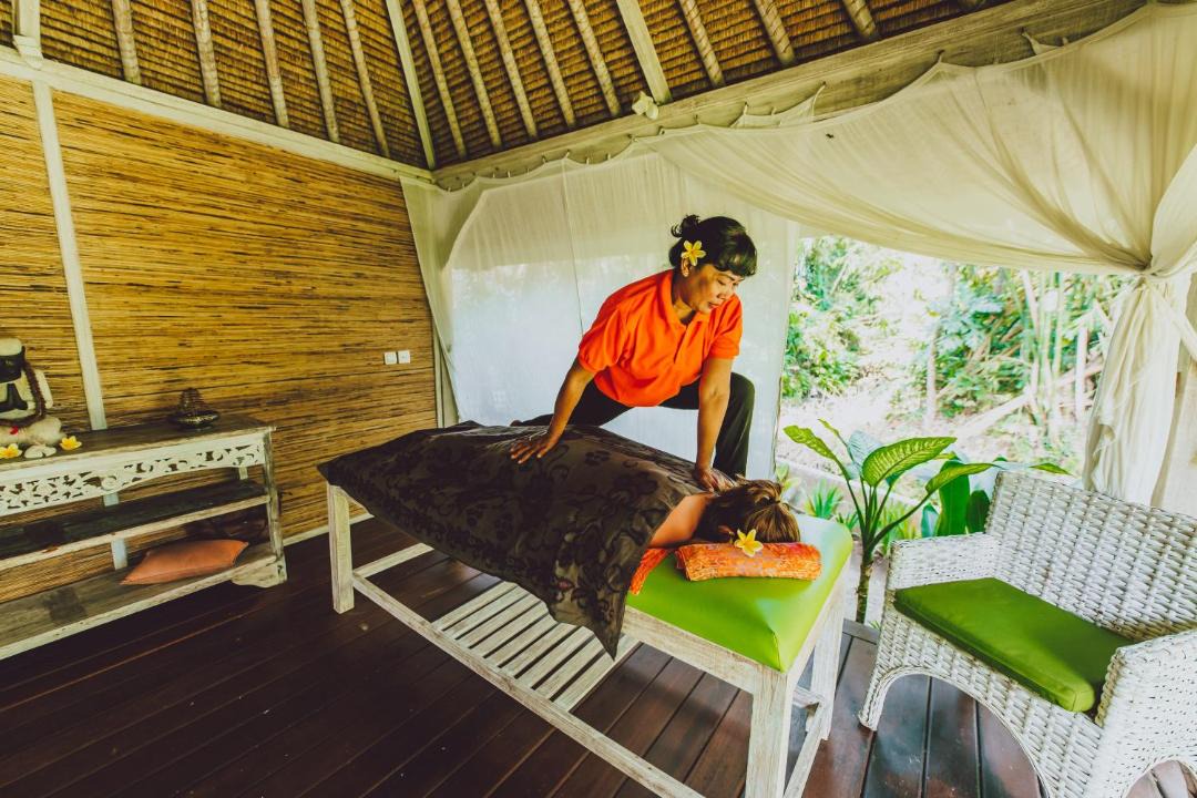 Photo of Patio Balcony in Tumbak Bayuh