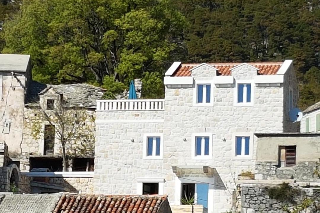 Photo of Buildings in Srida sela