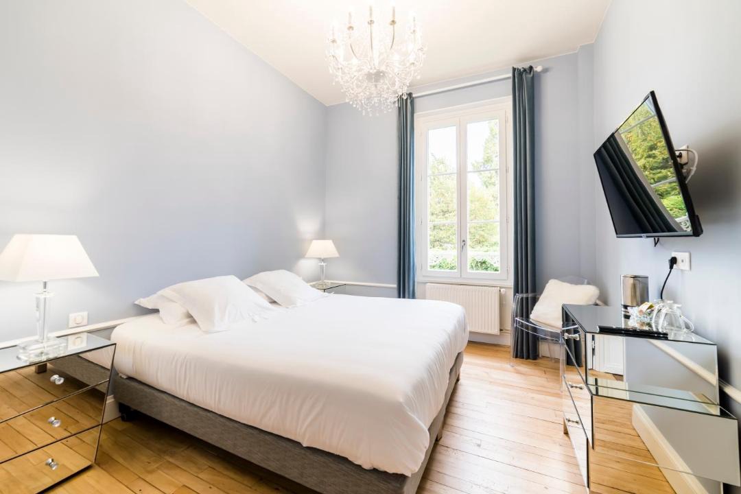 Photo of Others in Auxerre