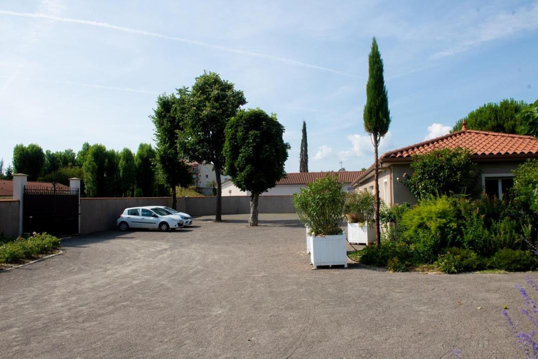 Photo of Buildings in Savigneux