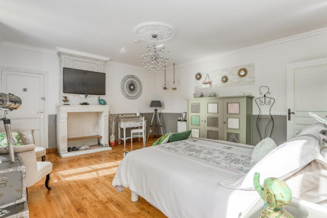 Photo of Bedroom in Pons