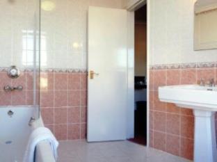Photo of Bathroom in Arbury