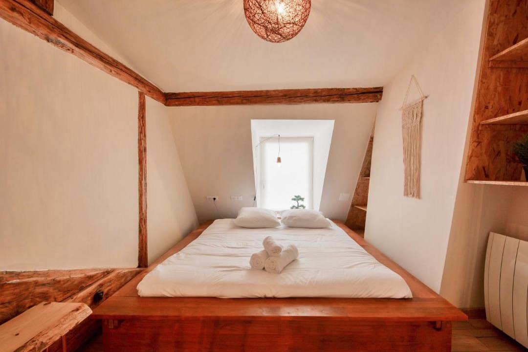 Photo of Bedroom in Saint Nicolas - Charles III - Ville vieille - Trois Maisons - Leopold