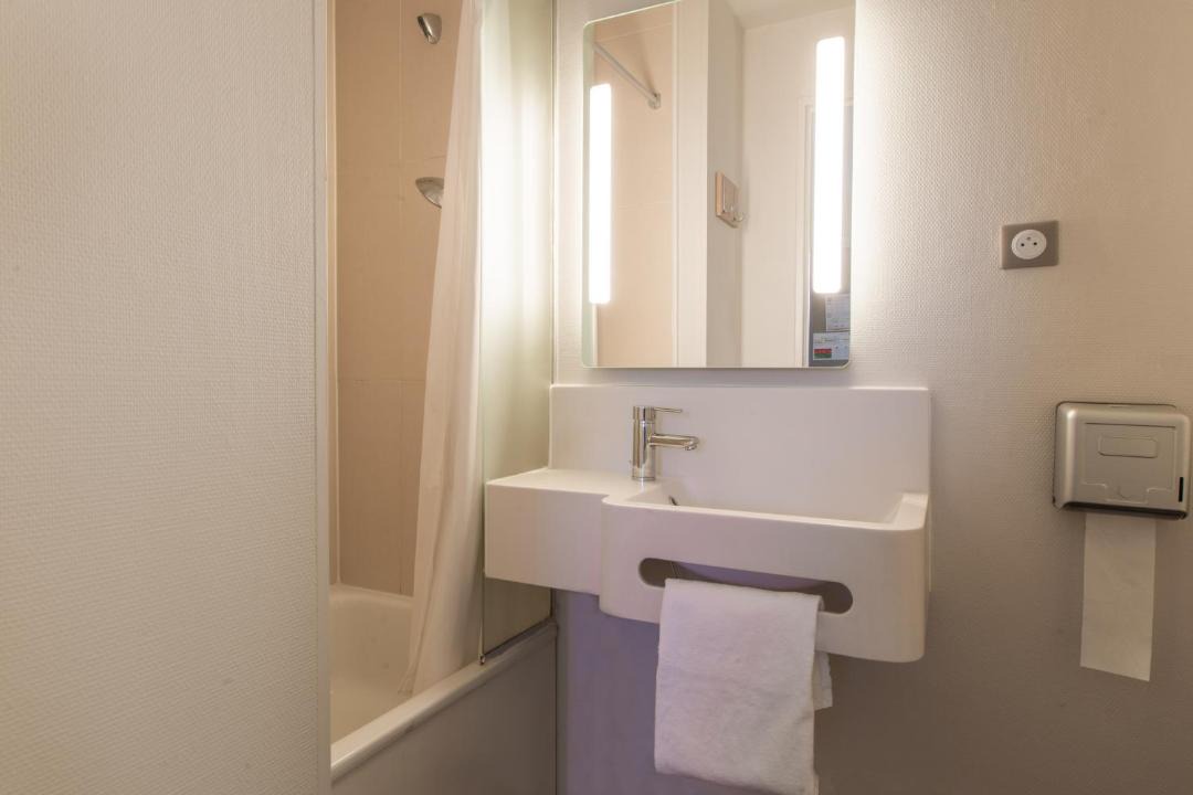 Photo of Bathroom in Barberey-Saint-Sulpice