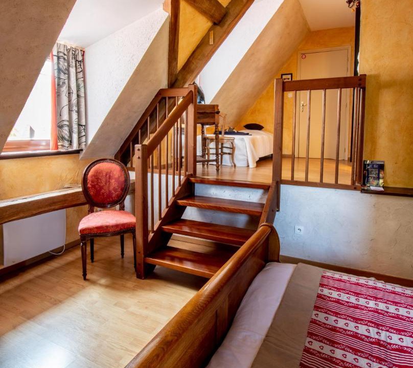 Photo of Others in Schillersdorf