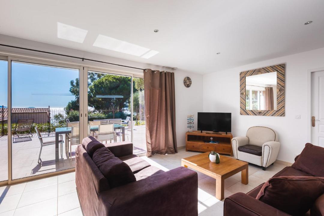 Photo of Livingroom in Cavaliere Beach