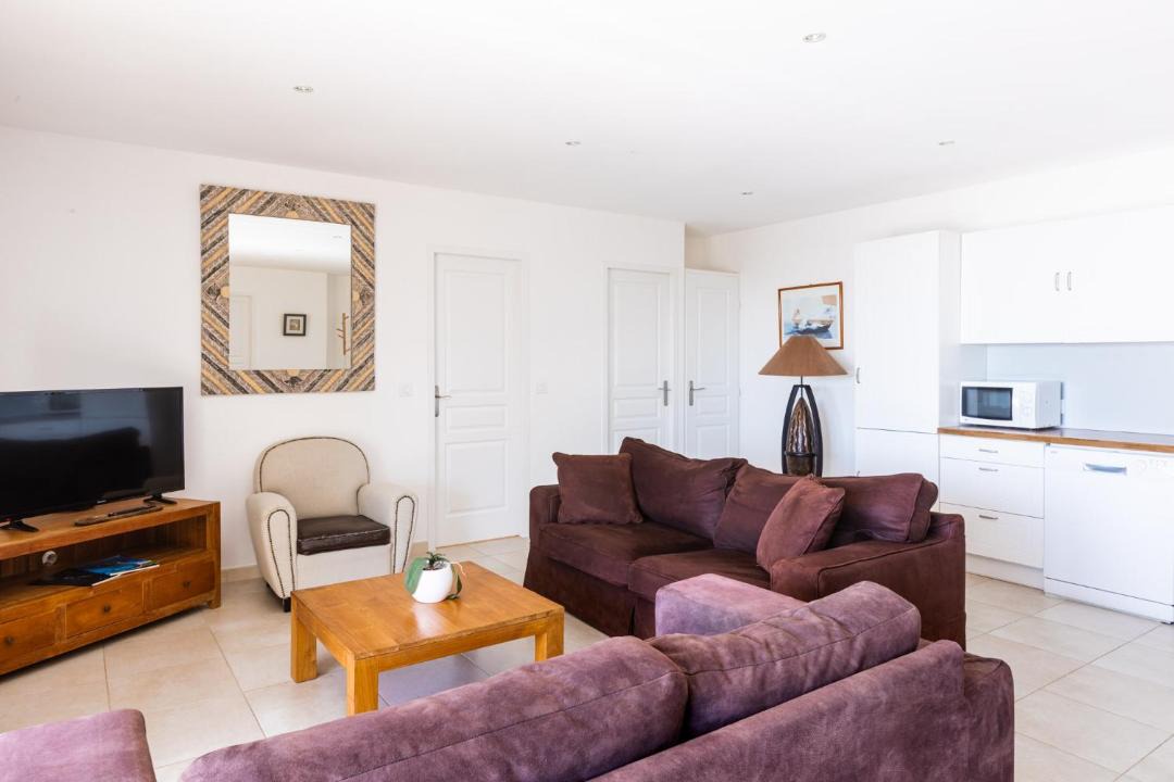 Photo of Livingroom in Cavaliere Beach