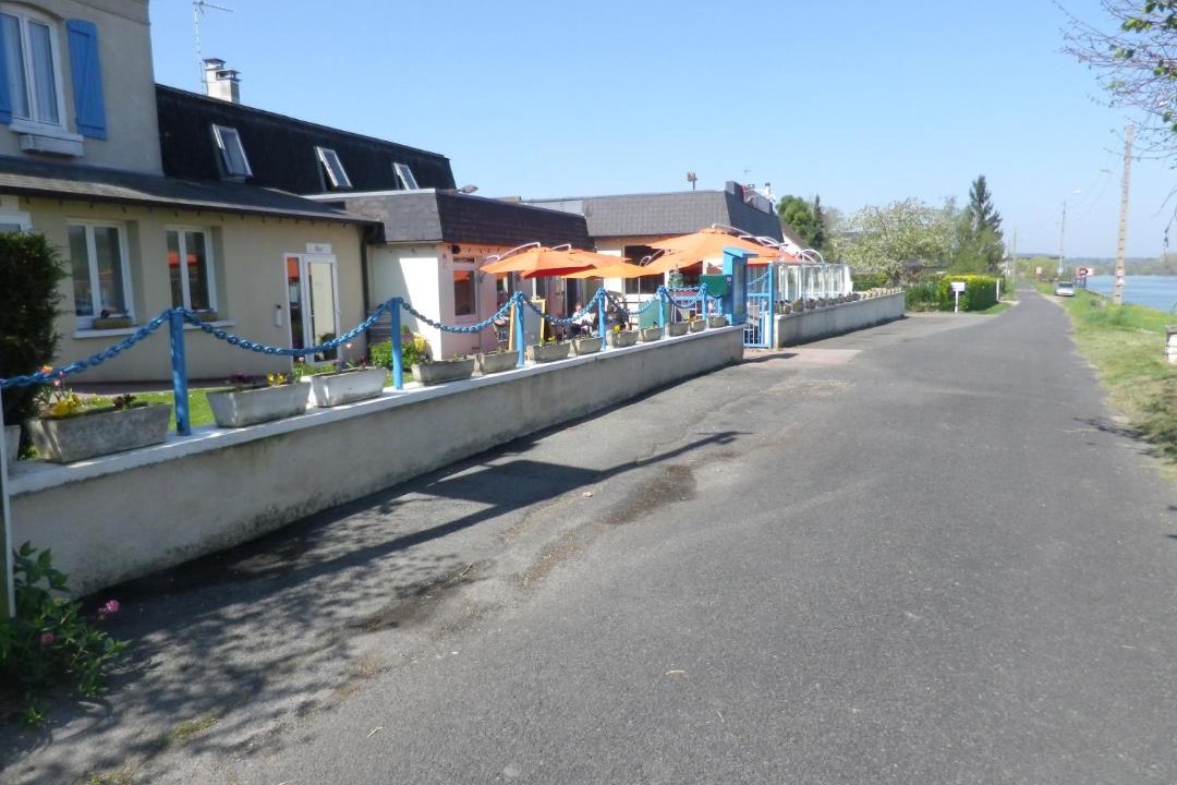 Photo of Buildings in Notre Dame de la Garenne