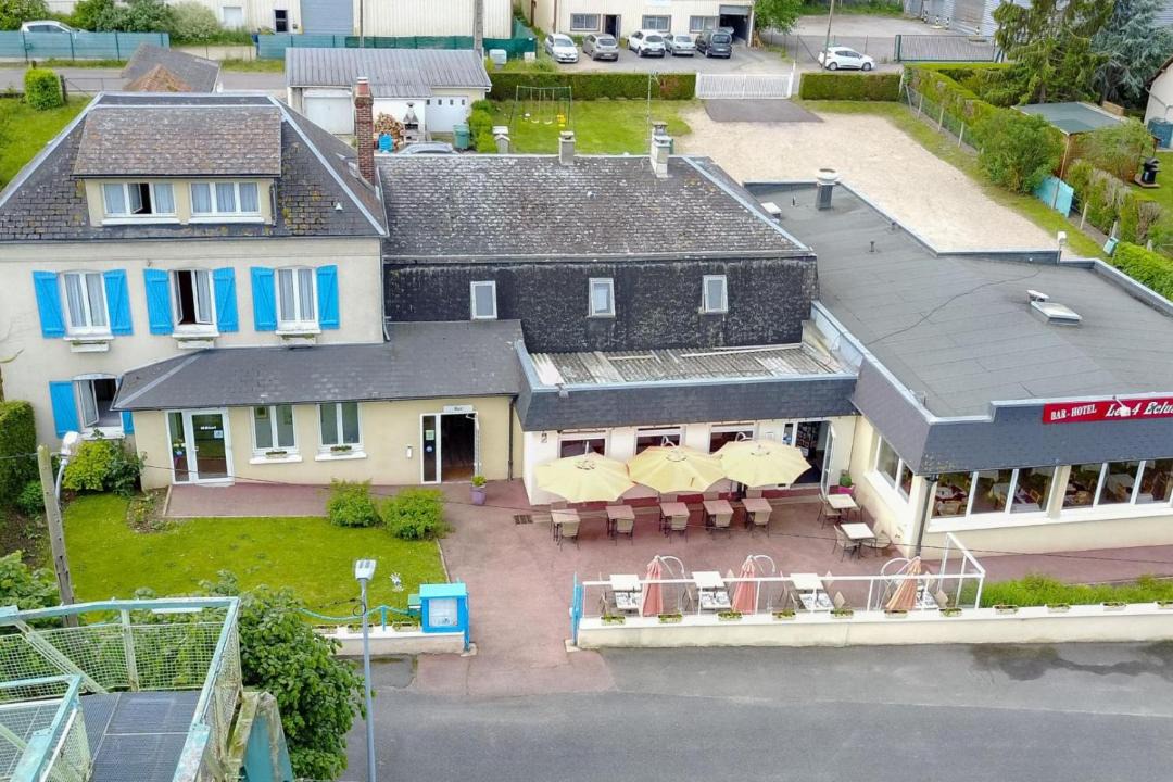 Photo of Buildings in Notre Dame de la Garenne