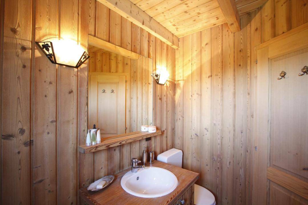 Photo of Bathroom in Randogne