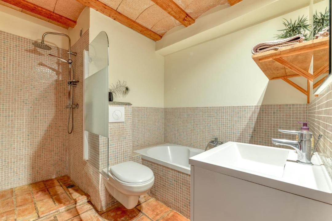 Photo of Others in Velieux