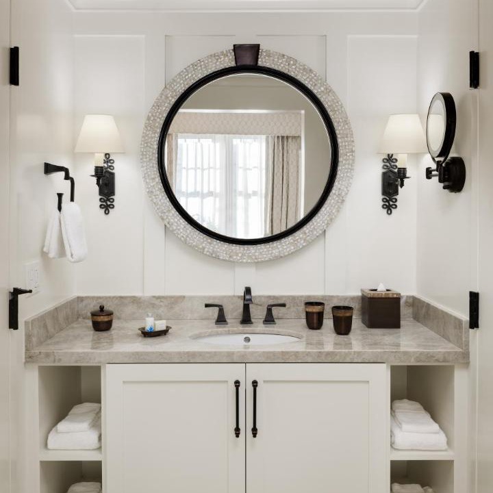 Photo of Bathroom in Avalon