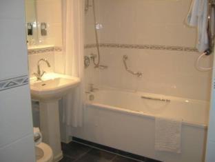 Photo of Bathroom in Dumbleton