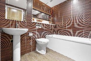 Photo of Others in Pollokshields