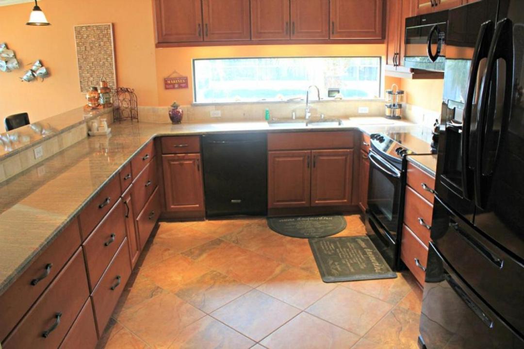 Photo of Kitchen in Butler Beach
