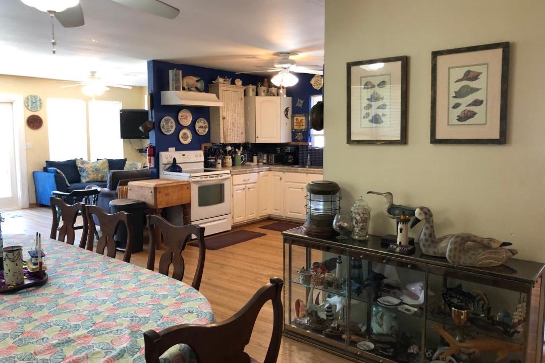 Photo of Livingroom in Terramar Beach