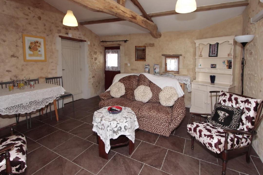 Photo of Others in Saint-Maigrin