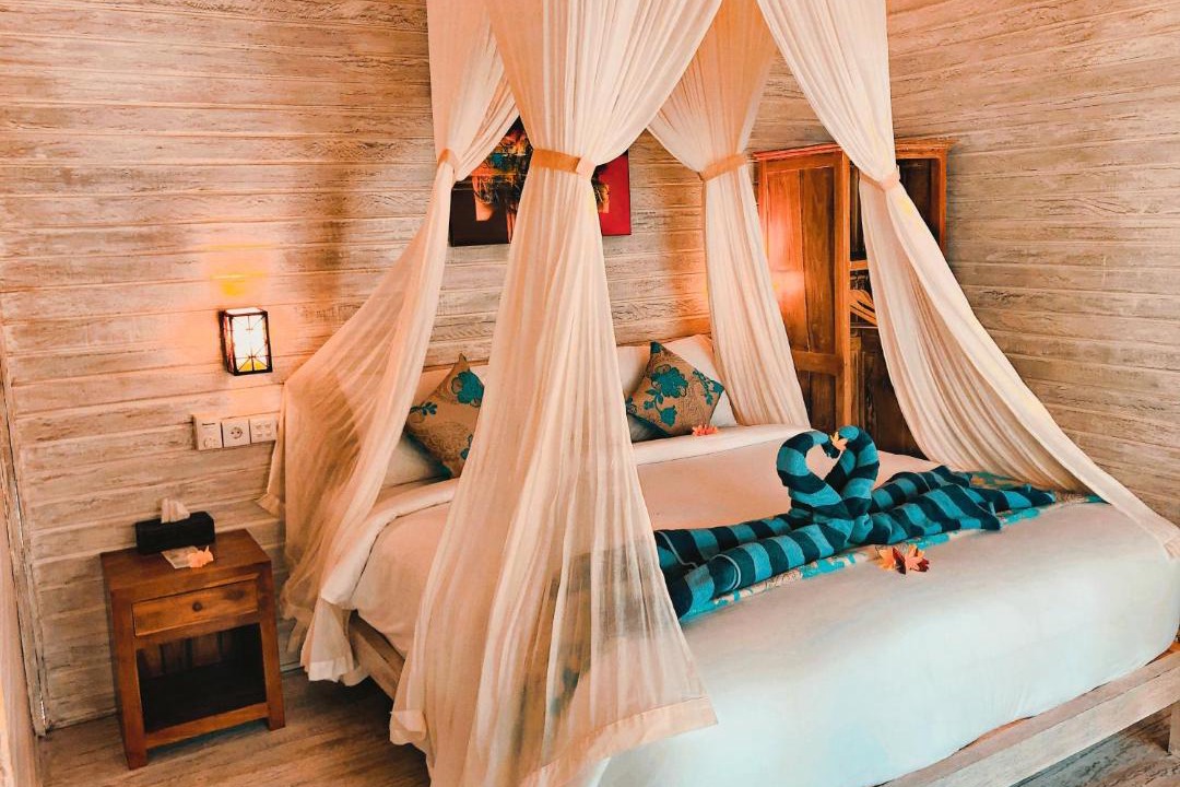 Photo of Others in Mushroom Bay