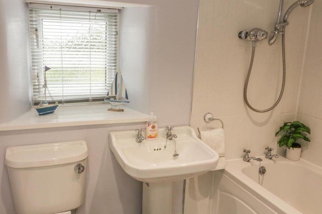 Photo of Bathroom in Burgh Island